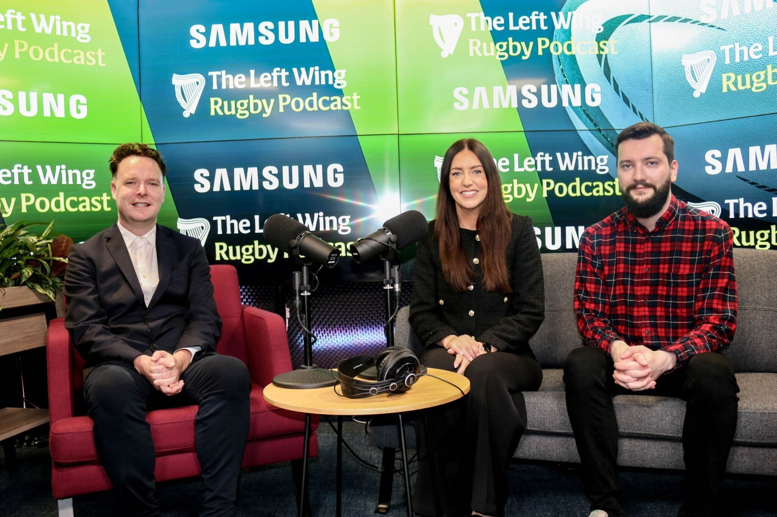 Samsung Ireland announced as sponsor of the Irish Independent’s chart-topping rugby podcast, The Left Wing.